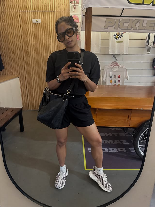 Sriya Reddy Photo Gallery