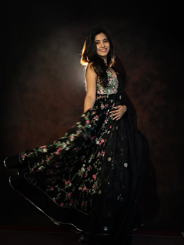 Shivani Nagaram photo Gallery