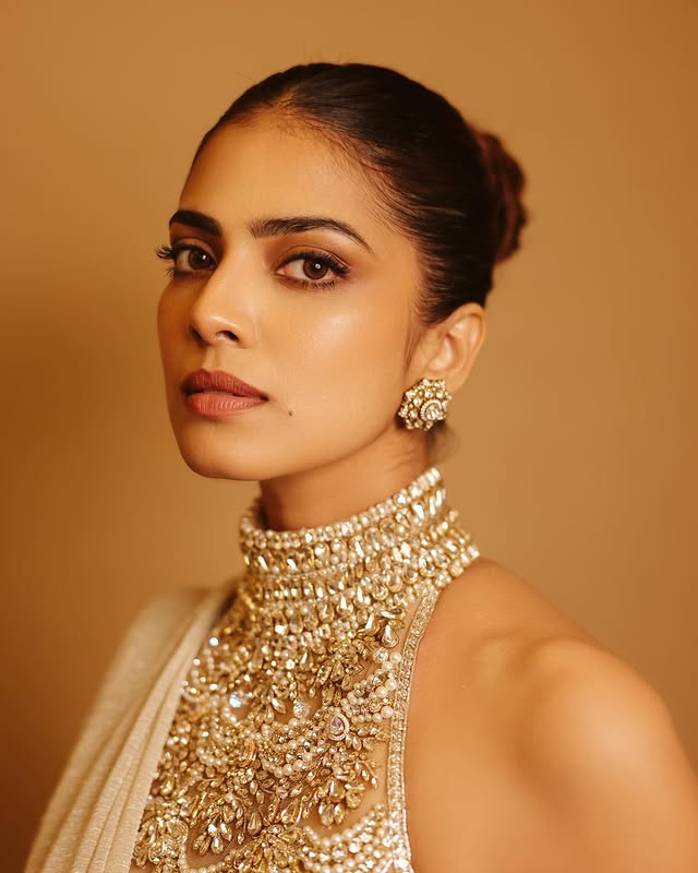 Malavika Mohanan (Source / Instagram) Malavika Mohanan Photo Gallery