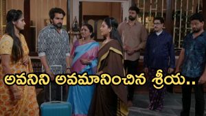 Intinti Ramayanam Today Episode: మళ్లీ కలిసిపోయిన పల్లవి.. కండీషన్స్ కోసం శ్రీయా ఫైట్..బూతులు తిట్టుకున్న కోడళ్లు..