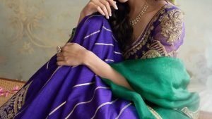 Kalyani priyadarshan: లంగాహోణి లో బుట్టబొమ్మలా మెరిసిపోతున్న కళ్యాణి.. చూపు తిప్పుకోవడం కష్టమే..