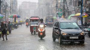 Rain Alert: తెలుగు రాష్ట్రాల్లో మళ్లీ భారీ వర్షాలు.. పలు జిల్లాల్లో ఉరుములు, మెరుపులు, పిడుగులు పడే ఛాన్స్..