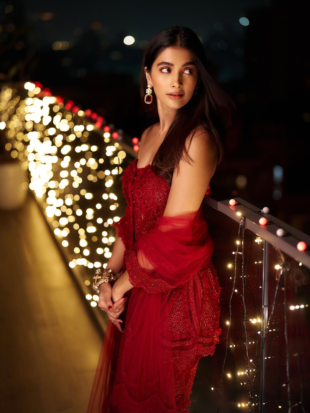 Pooja Hegde Photo Gallery