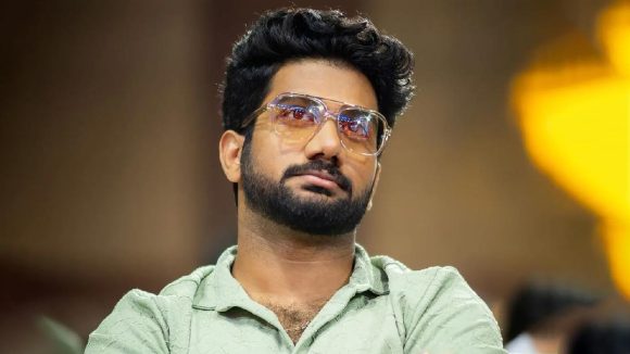 Prasanth Varma: ఫిల్మ్ ఛాంబర్ కి ప్రశాంత్ వర్మ పంచాయితీ… డబ్బులు రిటన్ ఇస్తాడా? Prasanth Varma: ఫిల్మ్ ఛాంబర్ కి ప్రశాంత్ వర్మ పంచాయితీ… డబ్బులు రిటన్ ఇస్తాడా?