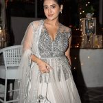 Rashi Singh : మెరుపుల డ్రెస్ లో మెరిసిపోతున్న రాశి.. కుర్రాళ్లు చచ్చిపోతారేమో…