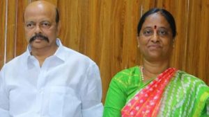Konda Surekha: సీఎం రేవంత్ రెడ్డితో కొండా దంపతుల భేటీ.. సమస్యకు పుల్‌స్టాప్ పడేనా..?
