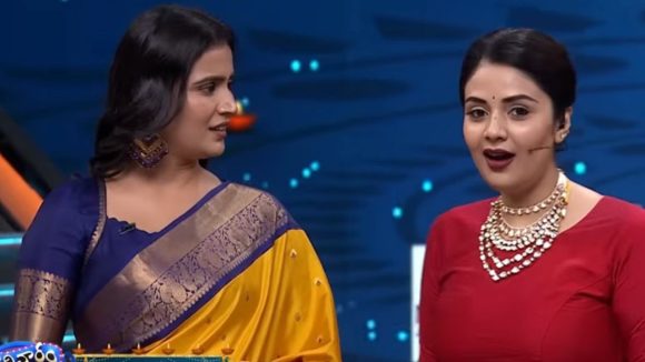 Star Maa Parivaaram Promo : శ్రీముఖి పరువు తీసేసిన కావ్య.. అబ్బాయిల పిచ్చేంటి తల్లి..? Star Maa Parivaaram Promo : శ్రీముఖి పరువు తీసేసిన కావ్య.. అబ్బాయిల పిచ్చేంటి తల్లి..?
