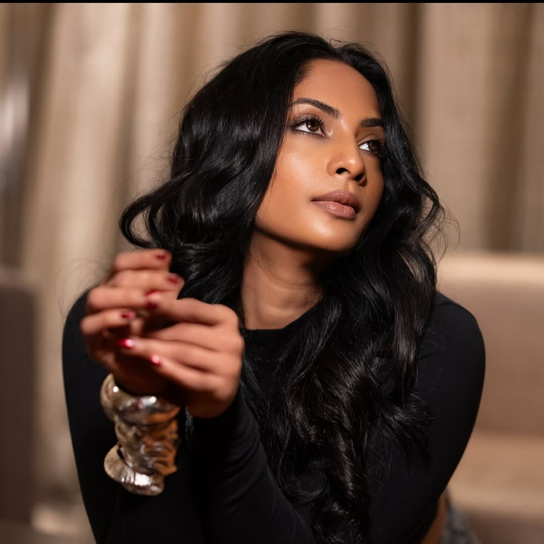 Sriya Reddy Photo Gallery