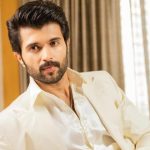 Vijaya Devarakonda: క్రేజీ కాంబో.. ఆ హిట్‌ డైరెక్టర్‌కి ఒకే చెప్పిన విజయ్‌..!