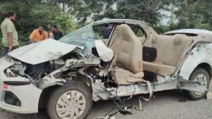 Road Accident: ఘోర రోడ్డు ప్రమాదం.. స్పాట్‌‌లోనే ముగ్గురు
