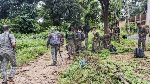 Chhattisgarh: ఛత్తీస్‌గఢ్‌లో భారీ ఎన్ కౌంటర్.. నలుగురు మావోయిస్టులు మృతి