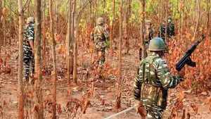 Karregutta Operation: హిడ్మా పని ఖతం! కర్రెగుట్టను చుట్టుముట్టిన  200 మంది పోలీసులు