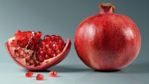 Pomegranates: వీళ్లు.. దానిమ్మ అస్సలు తినకూడదు తెలుసా ?
