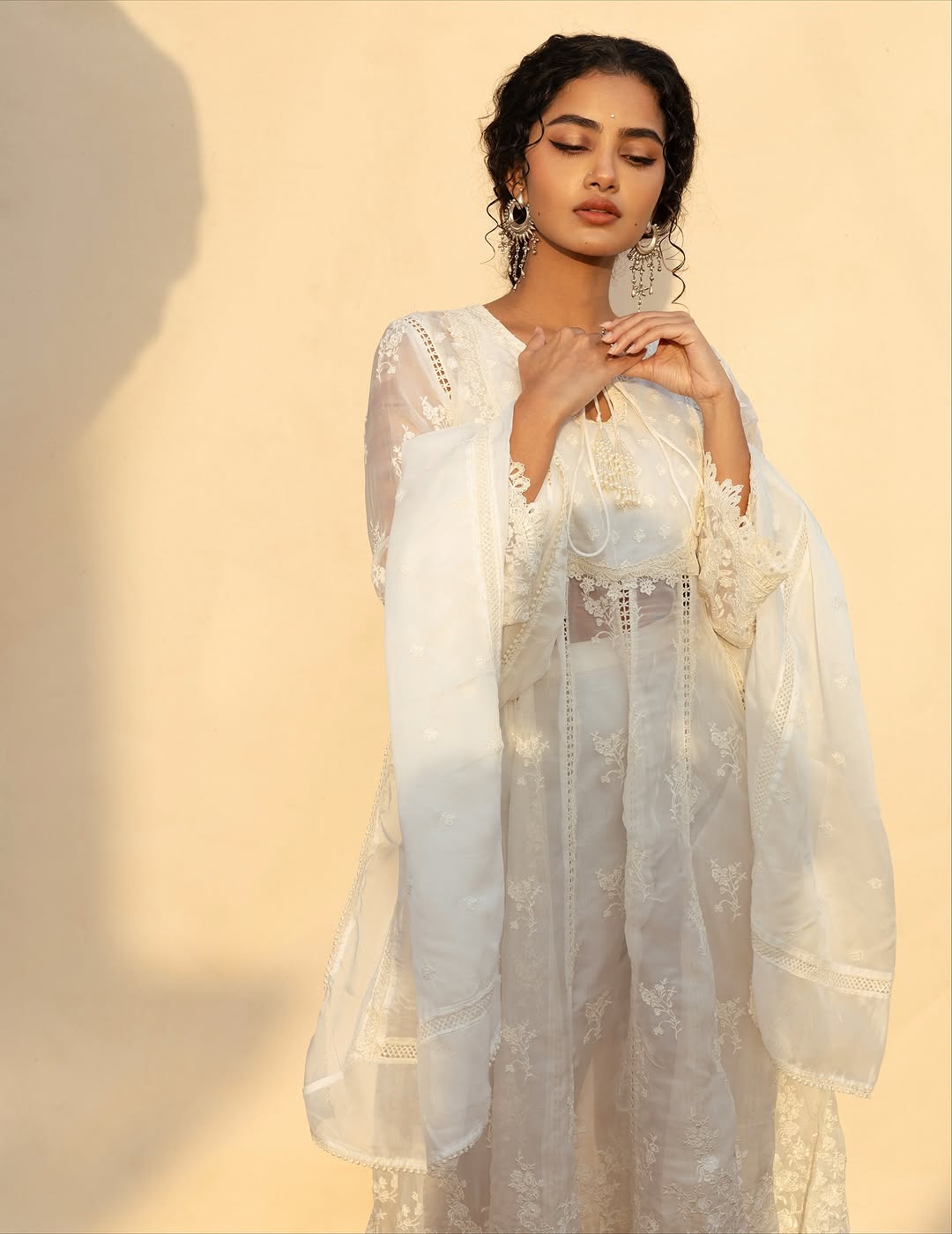 Actress Anupama parameswaran Photo Gallery