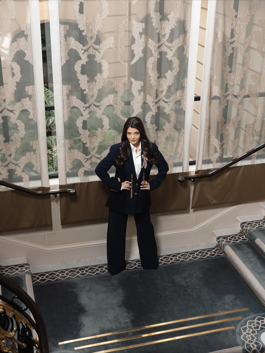 Actress Aishwarya Rai Bachchan photo gallery