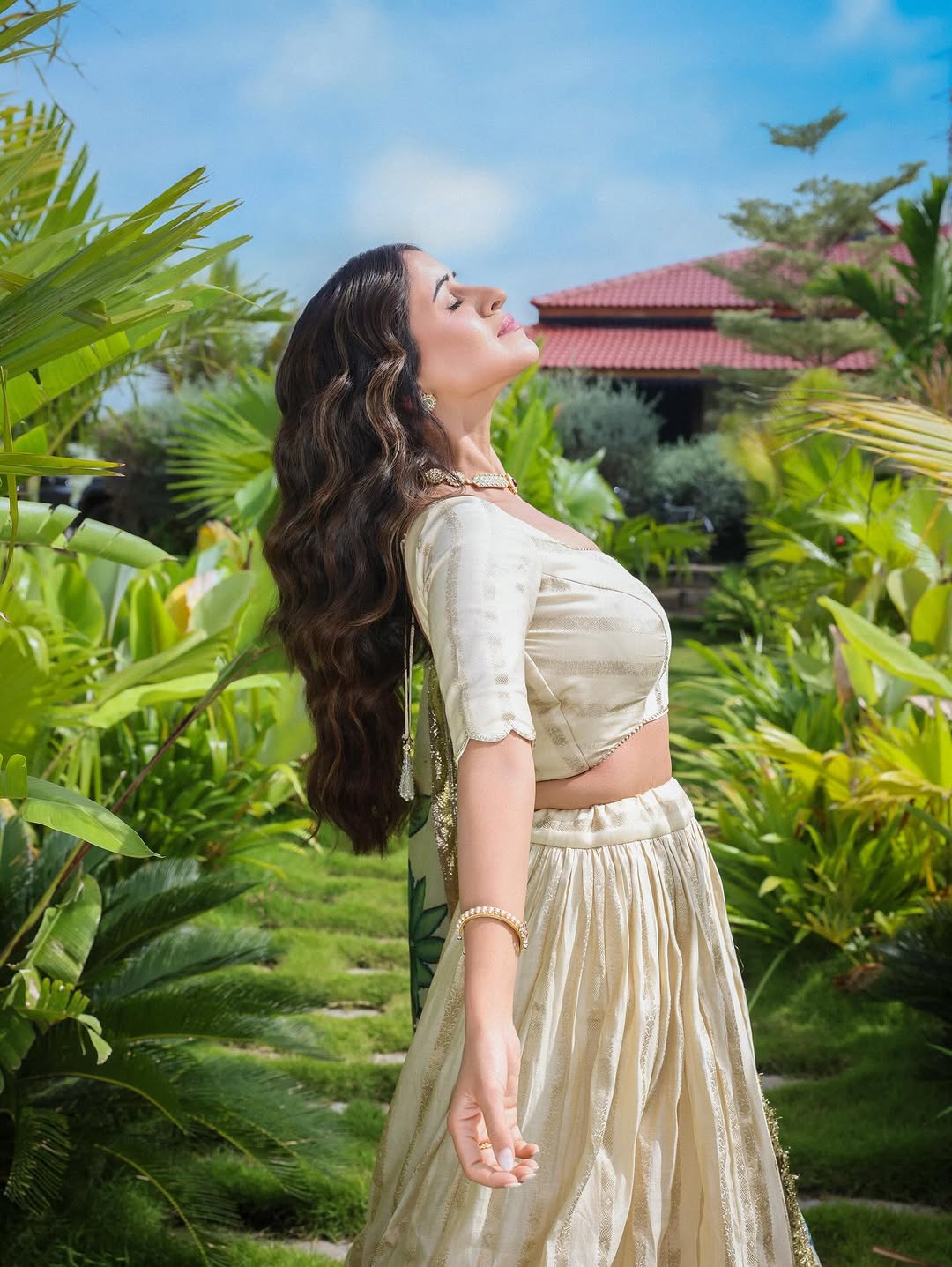 Actress Anshu Ambani Photo Gallery