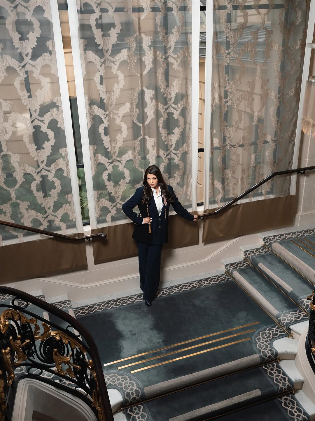 Aishwarya Rai Bachchan  (source: Instagram) Actress Aishwarya Rai Bachchan photo gallery