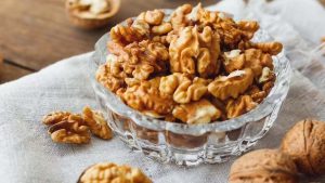 Walnuts: వాల్ నట్స్ తినే సరైన పద్దతి ఏంటో తెలుసా ? చాలా మందికి తెలియని సీక్రెట్ !