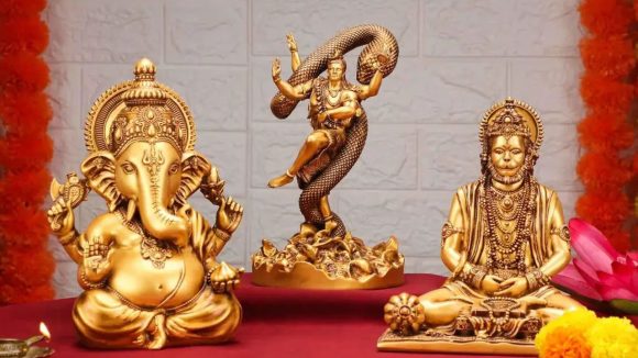 Vastu Tips: ఇవి మీ ఇంట్లో.. ఉండే డబ్బుకు లోటుండదు !