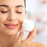 Winter Skin Care Routine: చలికాలంలోనూ చర్మం మృదువుగా  ఉండాలంటే..ఈ టిప్స్ ఫాలో అవ్వాల్సిందే !