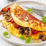 Crispy Omelette Recipe: క్రిస్పీ ఆమ్లెట్.. వెరైటీగా ఇలా ట్రై చేసి చూడండి