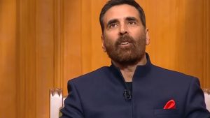 Akshay Kumar: 100 కోడిగుడ్లతో కొట్టించుకున్న అక్షయ్ కుమార్.. షాక్ లో ఫ్యాన్స్!