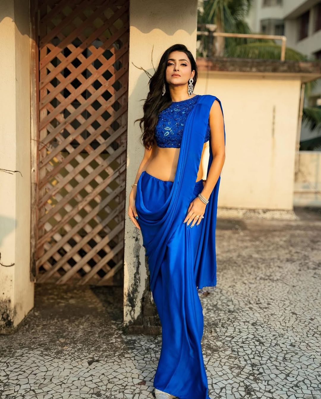 Avantika Mishra: బ్యాక్ లెస్ అందాలతో నిద్రలేకుండా చేస్తున్న మాయా బ్యూటీ!
