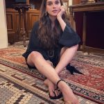 Aditi Rao Hydari : ప్యాంట్ వేసుకోవడం మర్చిపోయావా అదితి.. ఆ పోజులేంటి తల్లి..?