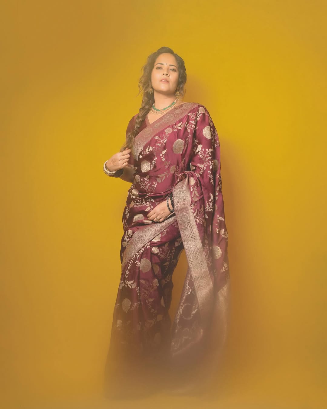 Anasuya Latest Photos (Source: Instagram) Anasuya Latest Photos (Source: Instagram)