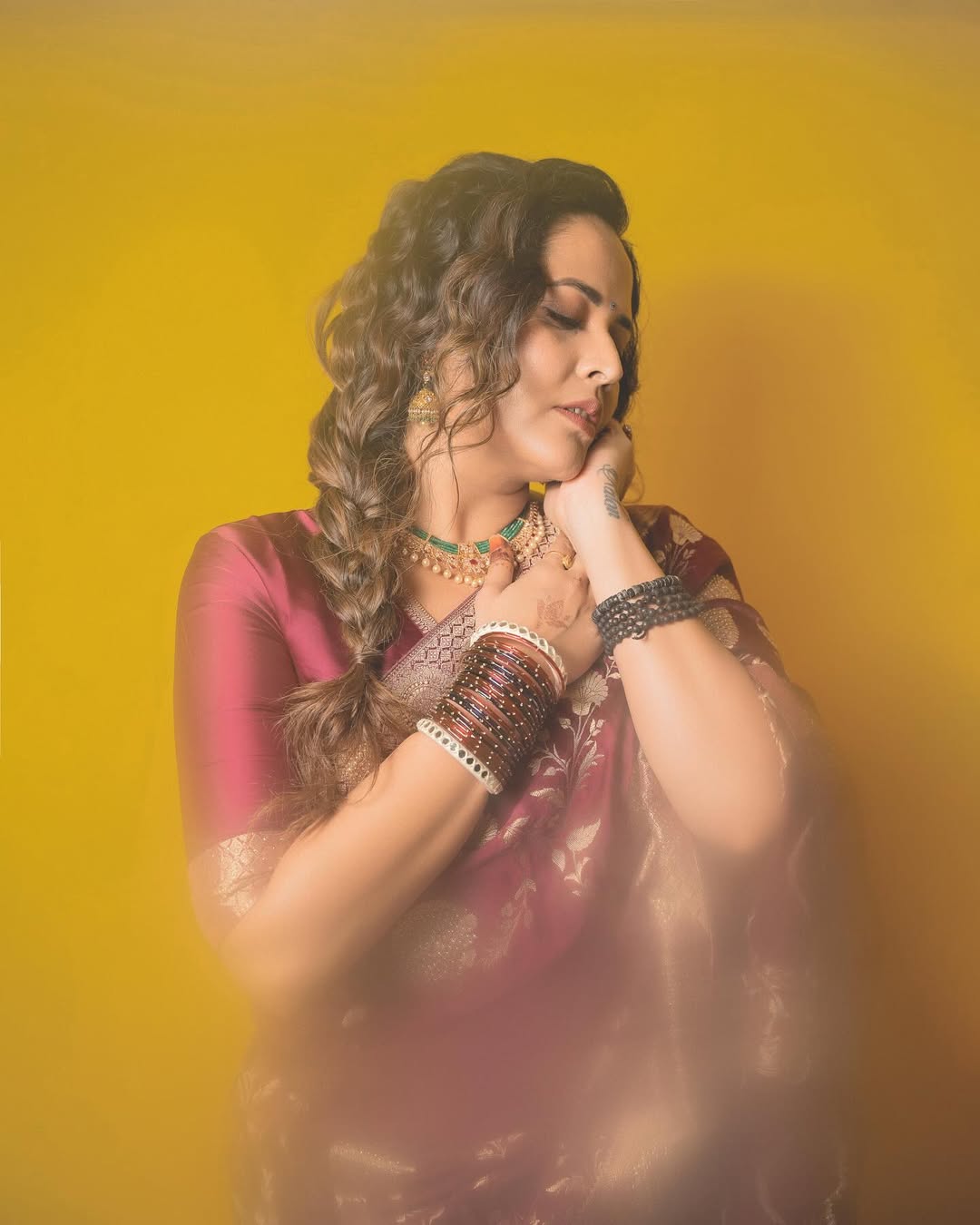 Anasuya Latest Photos (Source: Instagram) Anasuya Latest Photos (Source: Instagram)