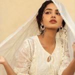 Anupama parameswaran: వైట్ డ్రెస్ లో ఏంజెల్ లా కనిపిస్తున్న అనుపమ!