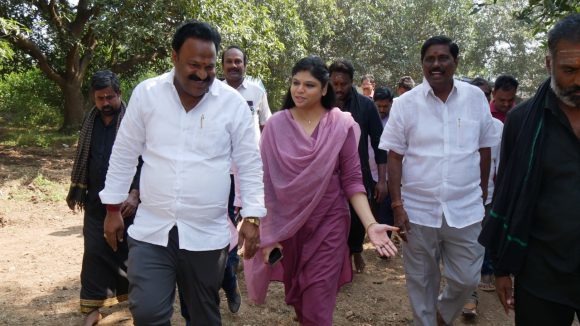 Botsa Daughter: ఏపీ రాజకీయాల్లోకి వారసుల ఎంట్రీ.. వచ్చే ఎన్నికల్లో బొత్స కుమార్తె పోటీ?