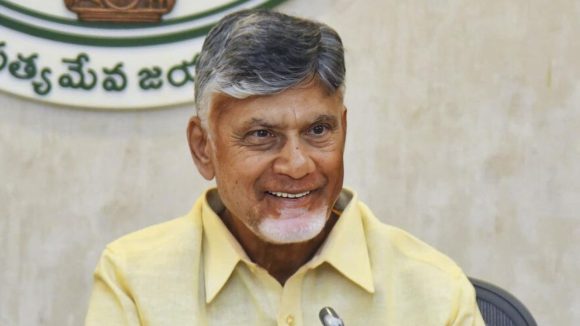 CM Chandrababu: ప్రపంచమంతా వైజాగ్ వైపు చూస్తోంది.. భారీ పెట్టుబడులు రావడం శుభపరిణామం: సీఎం చంద్రబాబు