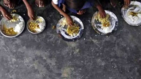 Kadapa News: స్కూల్‌లో ఫుడ్ పాయిజన్.. పది మంది విద్యార్థులకు అస్వస్థత