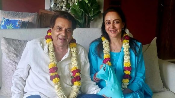 Hema Malini: ధర్మేంద్ర మృతి.. హేమ మాలిని ఎమోషనల్ పోస్ట్.. శూన్యత అంటూ!
