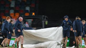 Ind vs aus 5Th T20I : స్టేడియంలో ఉరుములు, మెరుపులు మ్యాచ్ రద్దు.. సిరీస్ భారత్ కైవసం