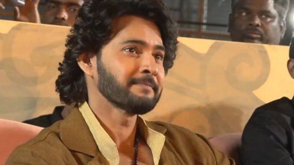 GlobeTrotter Event : మహేష్ బాబు ఎమోషనల్, నాన్నగారు చెప్పిన పని చేయలేదు