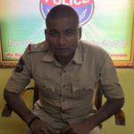 Medak News: లంచం తీసుకుంటూ రెడ్‌హ్యాండెడ్‌గా పట్టుబడ్డ ఎస్ఐ.. టపాకాయలు కాల్చి ఊరుఊరంతా సంబరాలు