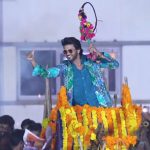 Anaganaga Oka Raju: ఎద్దులబండి పై ఈవెంట్ కు వచ్చిన నవీన్, అంతా రాజమౌళి ప్రభావం