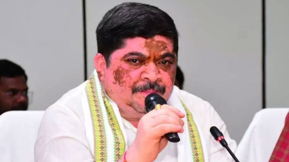 Ponnam Prabhakar: బీసీల రిజర్వేషన్ల విషయంలో తగ్గేదేలే.. మంత్రి పొన్నం ప్రభాకర్ కీలక వ్యాఖ్యలు