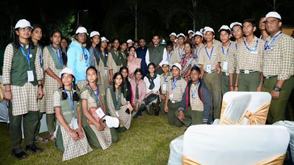 Ram Mohan Naidu: ఏపీలో విద్యారంగం కొత్త శిఖరాలకు.. 52 మంది ప్రభుత్వ విద్యార్థులు దిల్లీ సైన్స్ టూర్: కేంద్ర మంత్రి రామ్మోహన్ నాయుడు