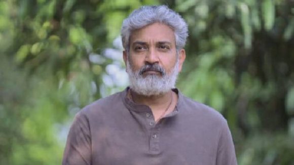 SS Rajamouli: ఏంటి జక్కన్న ఇది.. ఇంట్లో వాళ్లకి కూడా చెప్పకుండా? డెడికేషన్ అంటే నీదే సామీ