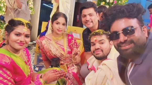 Singer Rohit: ప్రియురాలితో ఏడడుగులు నడిచిన సింగర్ రోహిత్.. ఫోటోలు వైరల్!