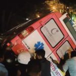 Bengaluru Crime: అంబులెన్స్ బీభత్సం.. ముగ్గురు మృతి, వాహనాన్ని ఎత్తి పడేసిన స్థానికులు, వీడియో వైరల్