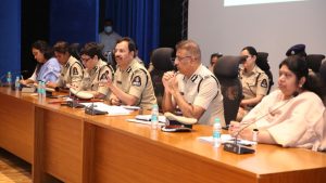 CP Sajjanar:  ప్రజ‌ల భ‌ద్రతే ధ్యేయంగా పోలీసింగ్.. ఖాకీ ప్రతిష్టతకు భంగం క‌లిగిస్తే క‌ఠిన చ‌ర్యలు: సీపీ సజ్జనార్