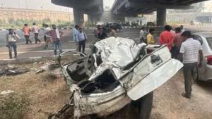 Road Accident in Krishna: పల్టీలు కొట్టిన కారు.. స్పాట్‌లో యువకులంతా మృతి, కృష్ణా జిల్లాలో ఘోర ప్రమాదం