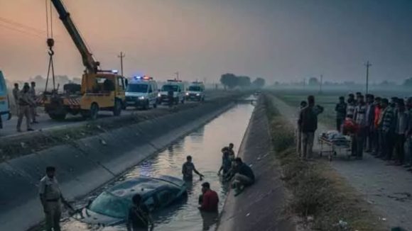 Road Accident: ఘోర రోడ్డు ప్రమాదం.. కాలువలో పడిన కారు.. ఐదుగురు దుర్మరణం