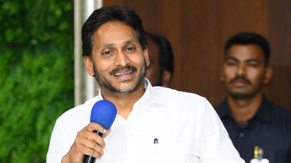 Jagan Youth Politics: స్టూడెంట్ వింగ్, యూత్ వింగ్.. జగన్ యూత్ పాలిటిక్స్