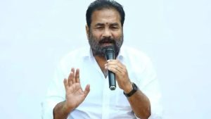 Kotamreddy Sridhar Reddy: మాకేమైనా బిచ్చమేస్తున్నారా? అధికారులపై టీడీపీ ఎమ్మెల్యే ఆగ్రహం