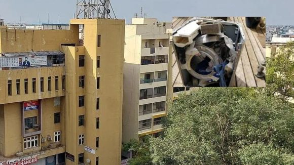 Hyderabad News: భారీ శబ్దంతో పేలిన వాషింగ్ మెషిన్.. కరెక్ట్ టైంకి ఇంట్లో వాళ్లందరూ…?